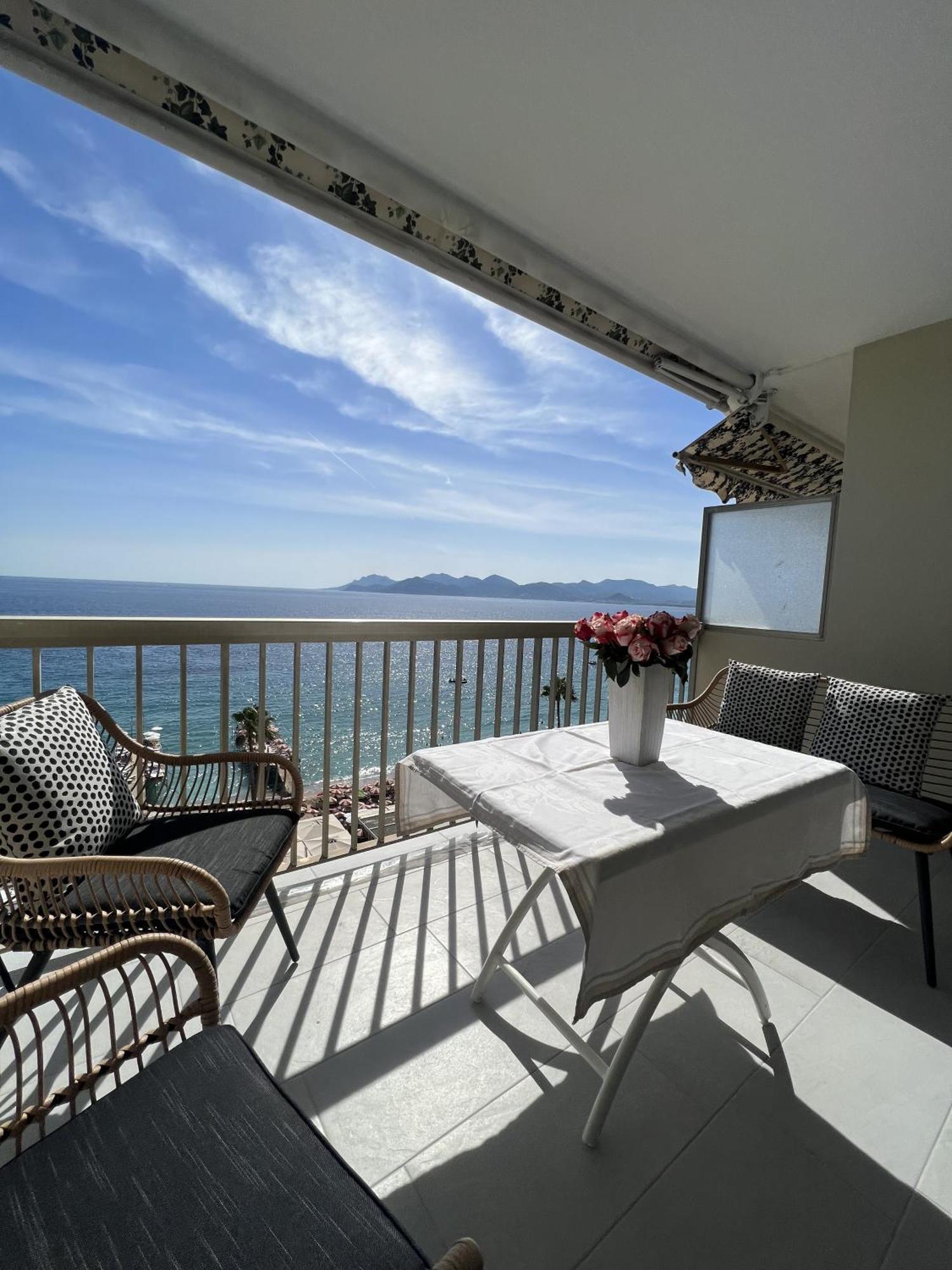 Sea View Bellamare Next Palais Festival Кан Екстериор снимка